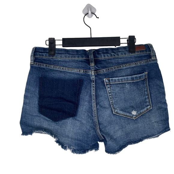 Blanknyc Womens Bottoms Size 28 Dark Wash Denim Casual Distressed Jean Shorts - Picture 2 of 15